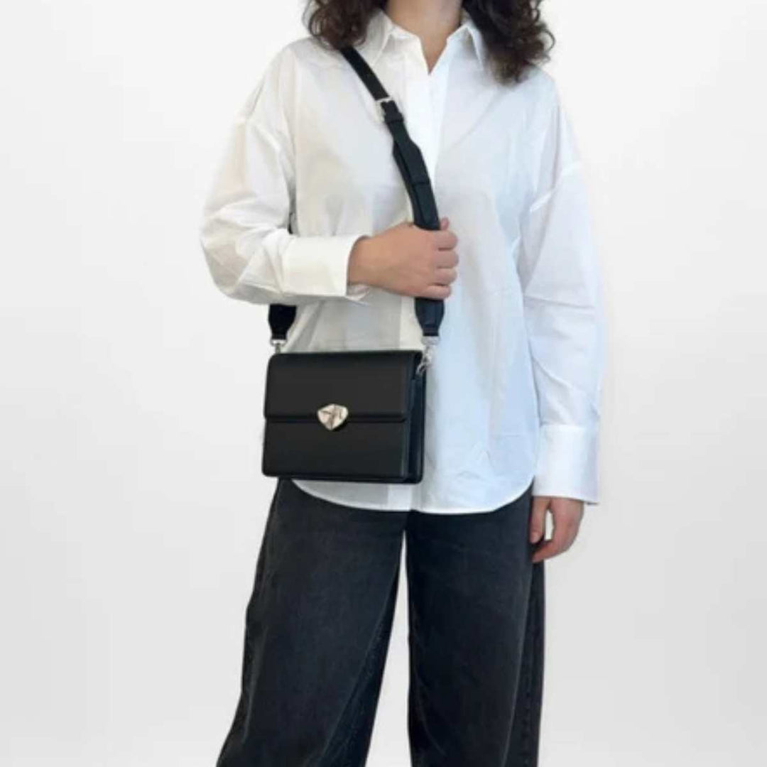 Hvisk Cayman Soft Structure Hardware Black