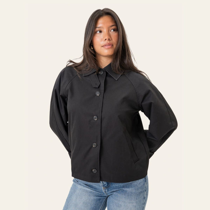 BYIC AvaIC Short Trenchcoat Black