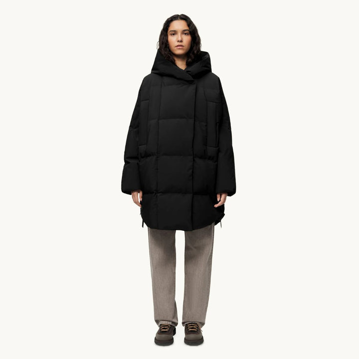 BLÆST Spitsbergen Down Coat Black