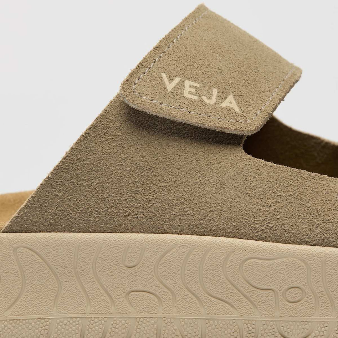 Veja Etna Suede Soft Taupe Almond W