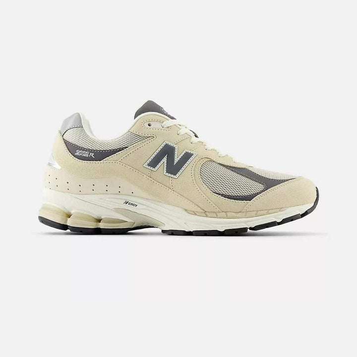 New Balance M2002 Sandstone/Magnet M