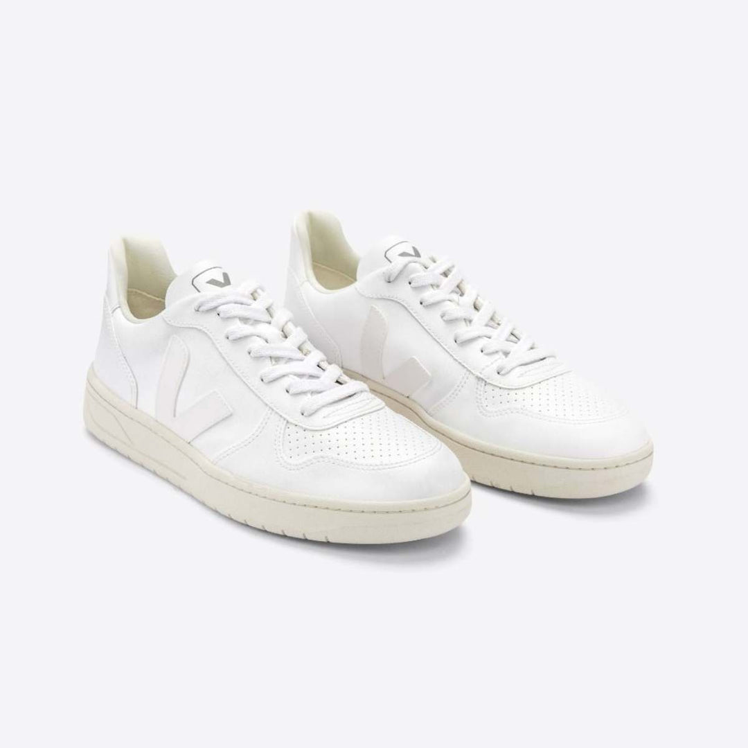 Veja V-10 CWL Full White M