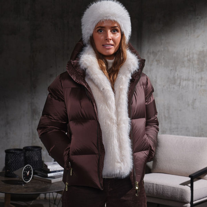 Monel Val Cenis Short Dark Brown