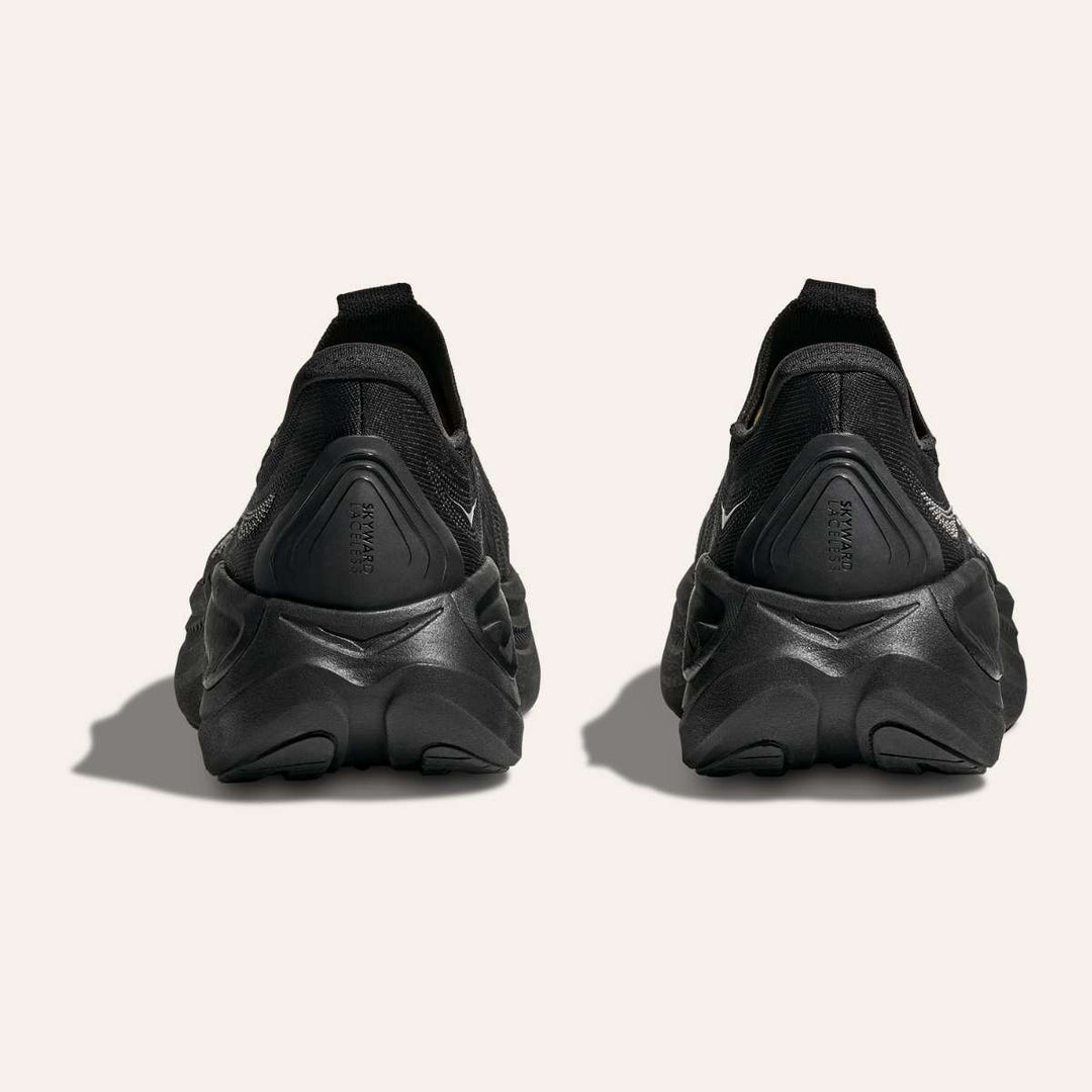 Hoka Skyward Laceless Black / Black M