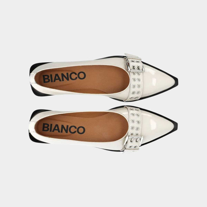 Bianco Biavictoria Bucklet Ballet Flat Off White W