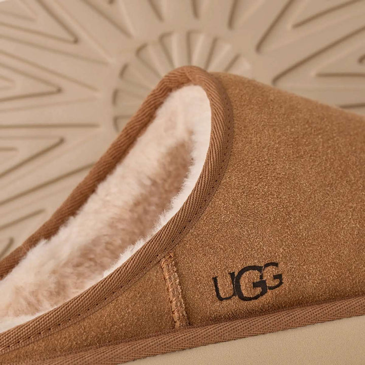 UGG Classic Slip On Tøffel Chestnut M