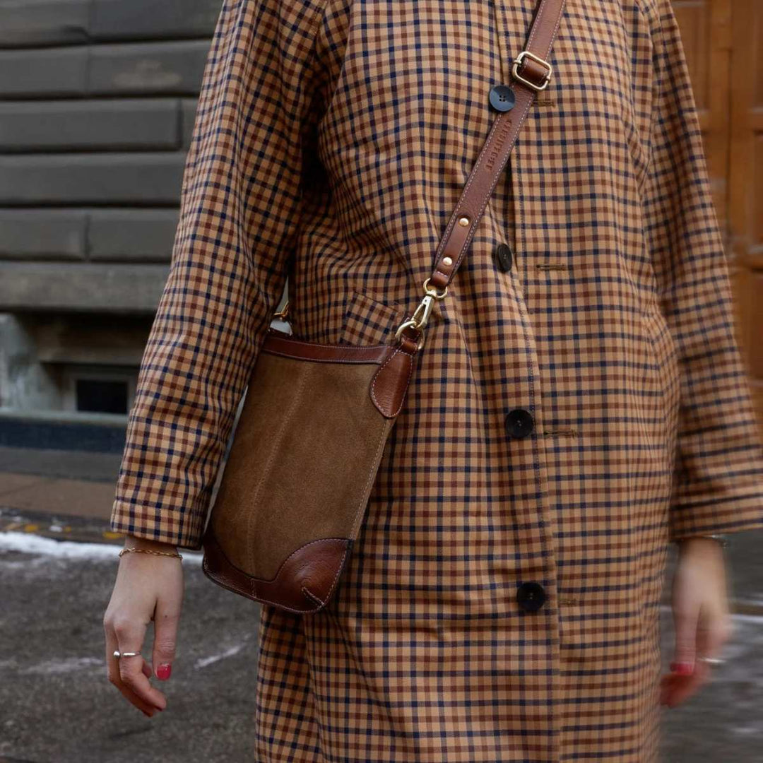 Redesigned by Dixie Lucie Big Urban Walnut