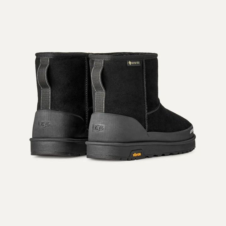 UGG Classic Mini Guard GTX Black M