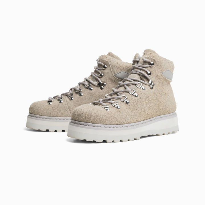 Mono Tag Hairy Suede Grey W