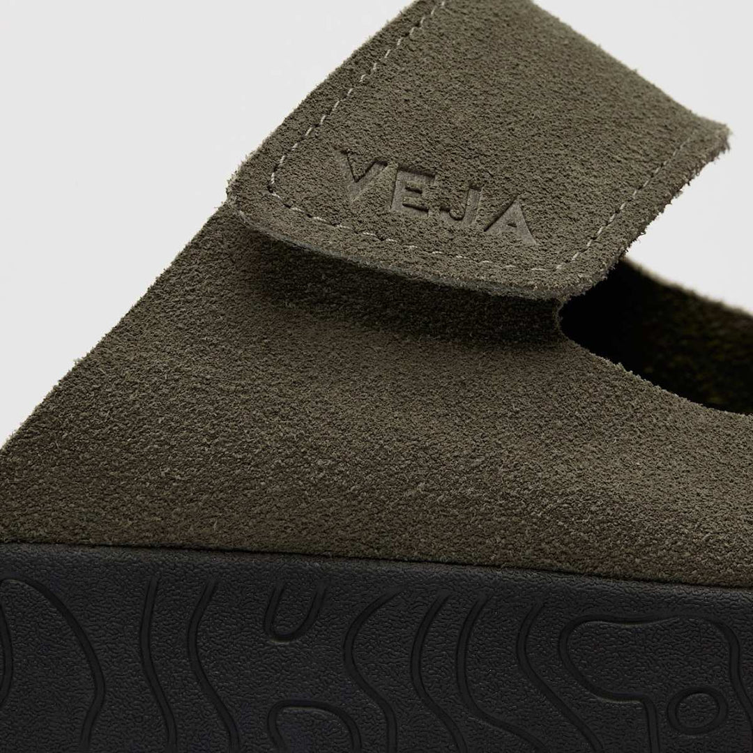 Veja Etna Suede Soft Kaki Black M