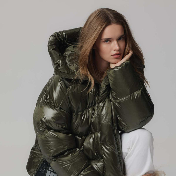 CAYA Ginny Short Racing Green W