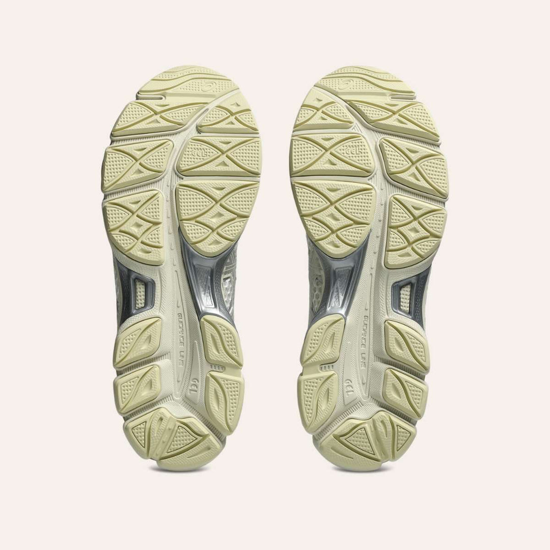 Asics Gel-Cumulus 16 Cream / Pure Silver W