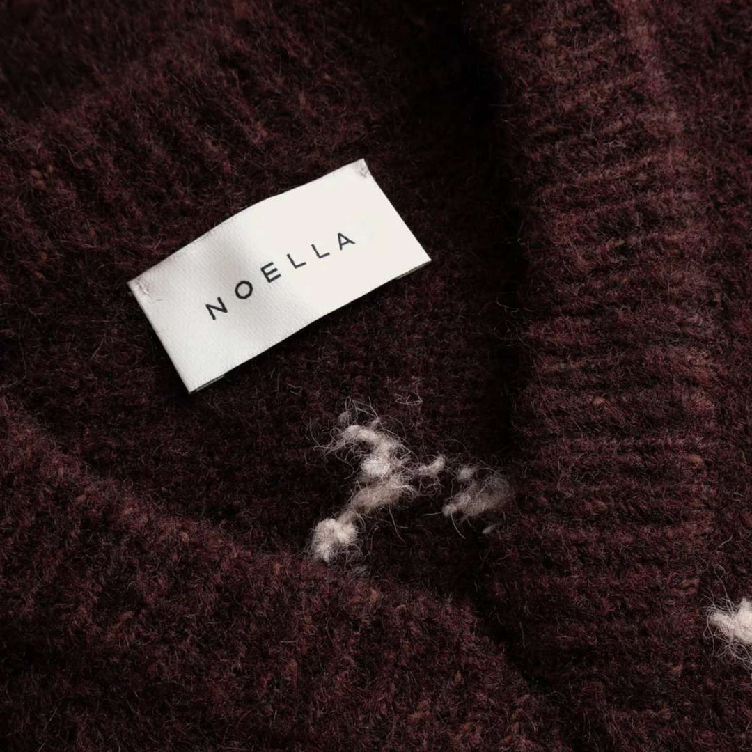 Noella Lai Knit Winetasting Mix