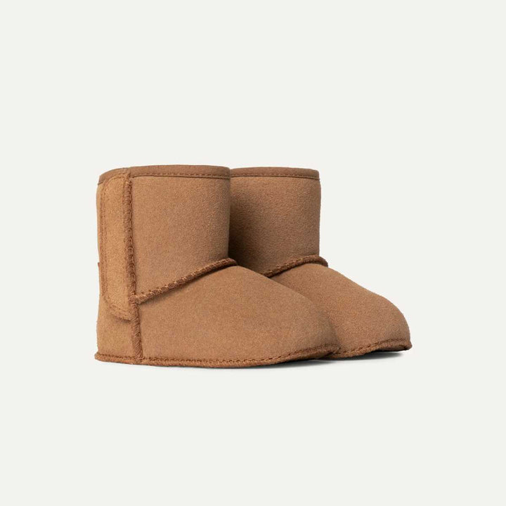 UGG Classic Chestnut Baby