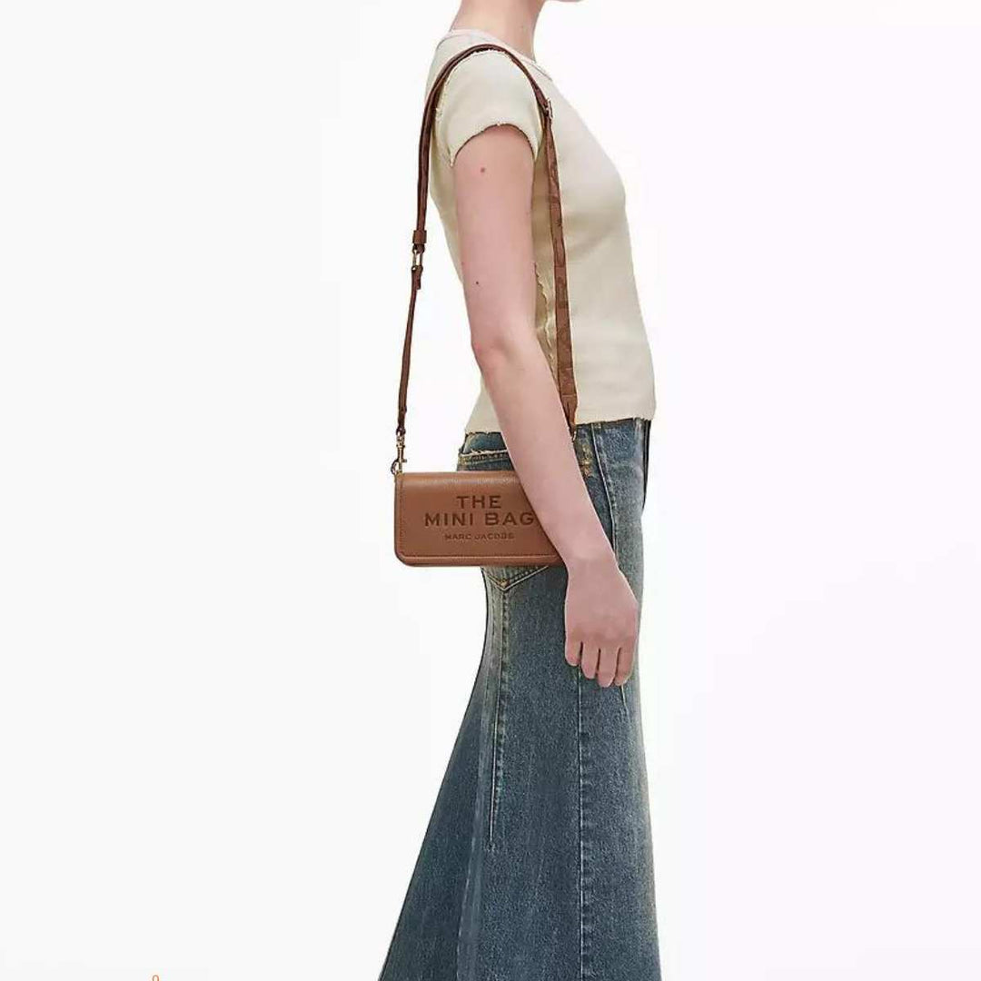 Marc Jacobs The Mini Bag Argan Oil