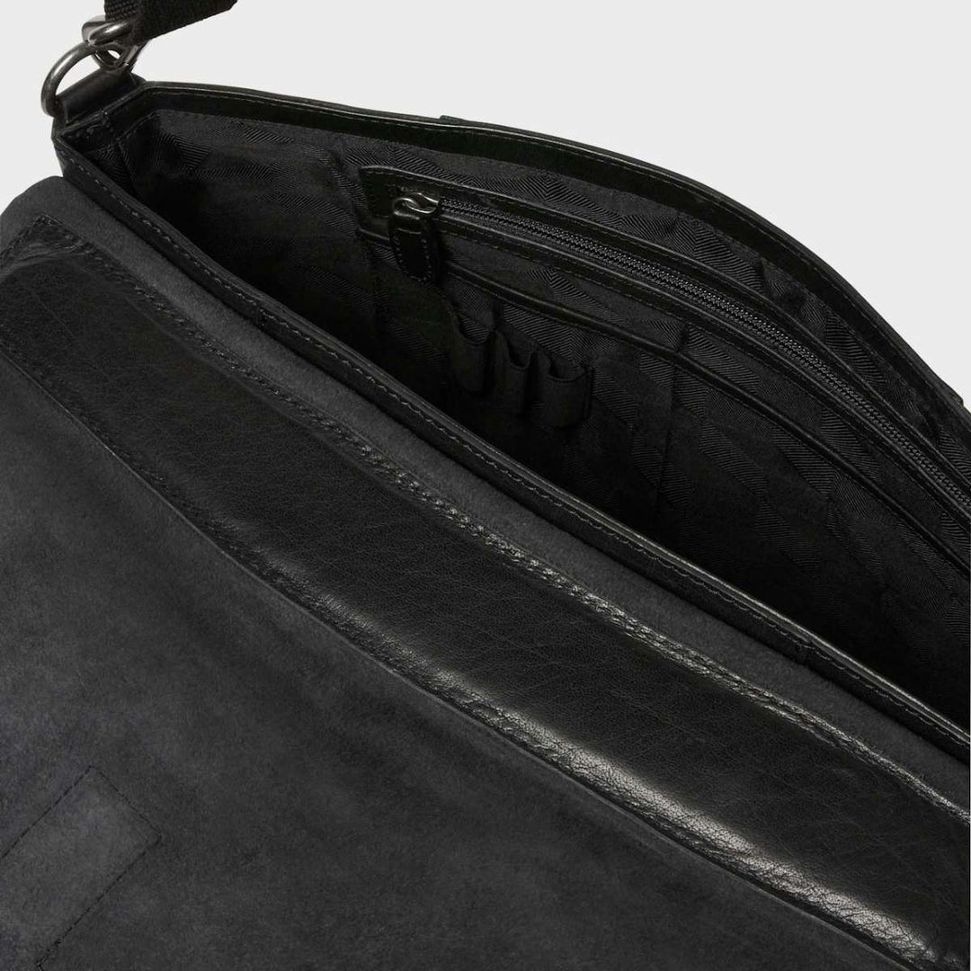 Saddler Ålesund Dark Svart