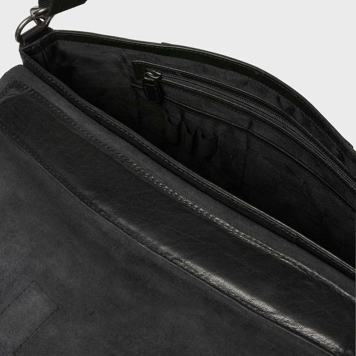 Saddler Ålesund Dark Svart