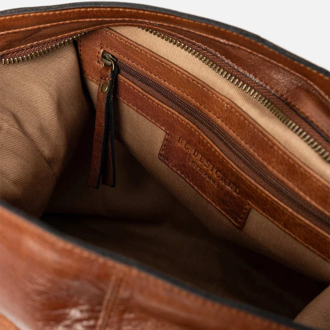 Redesigned by Dixie Luzia Big Urban Walnut