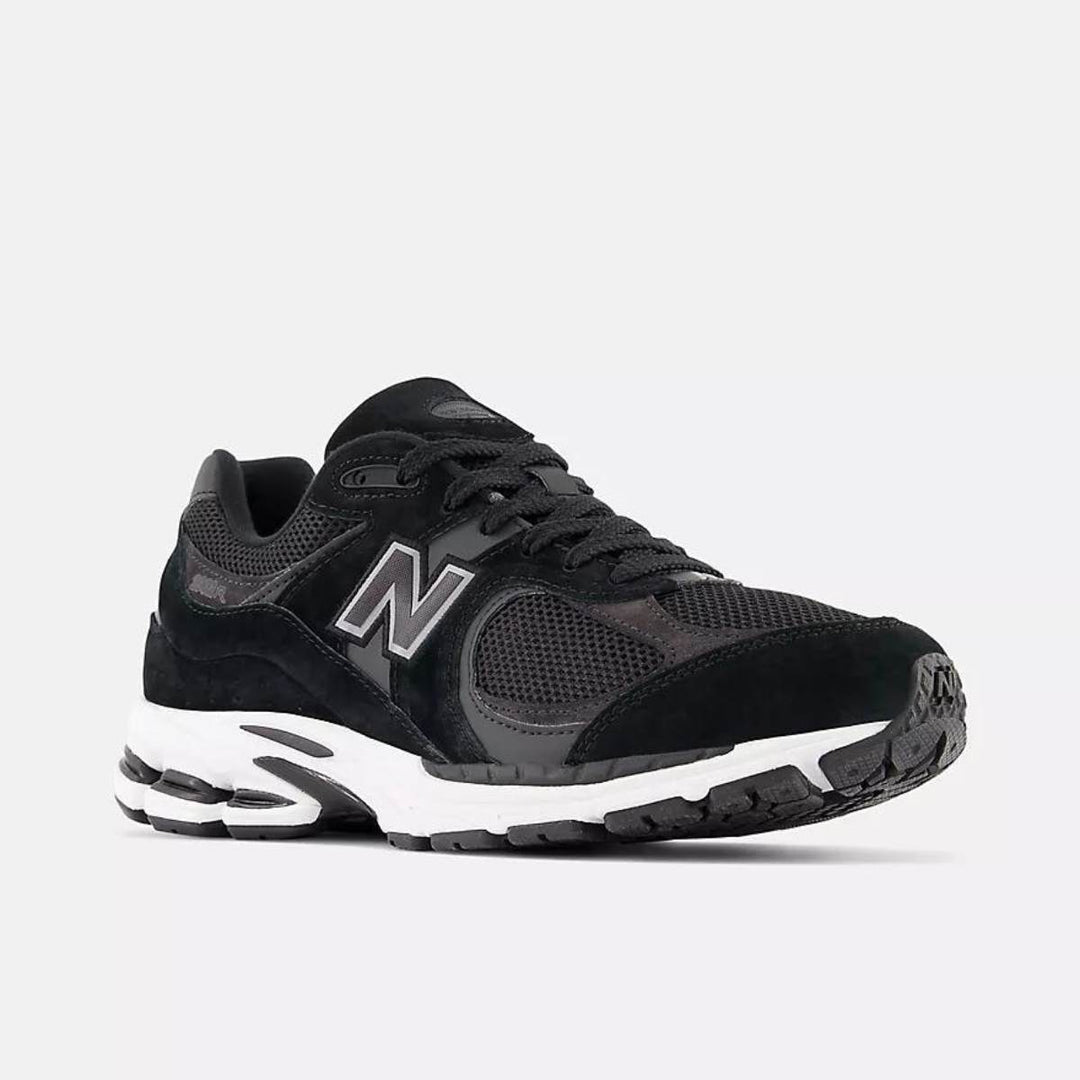 New Balance M2002R Black Uni