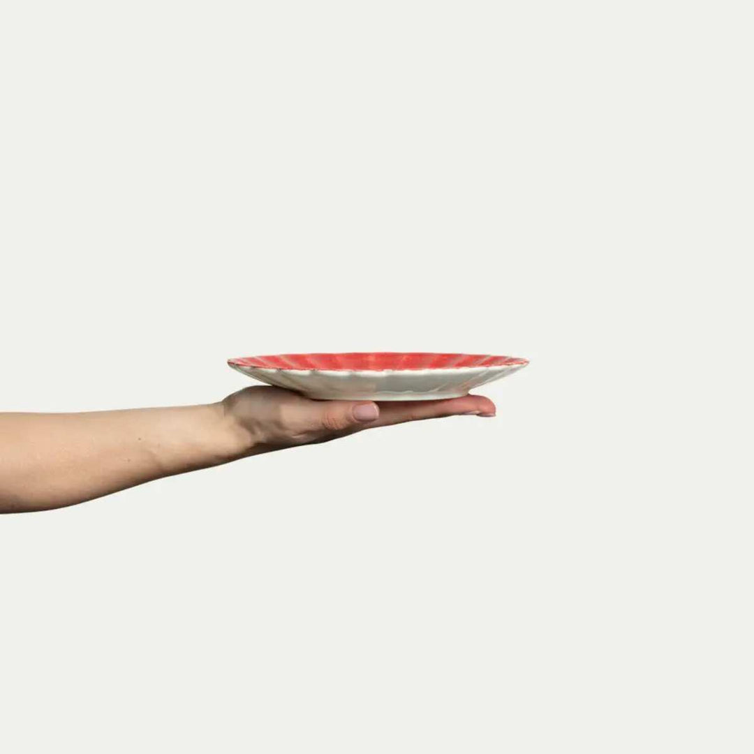 Mateus Oyster Plate 20cm Red Painted
