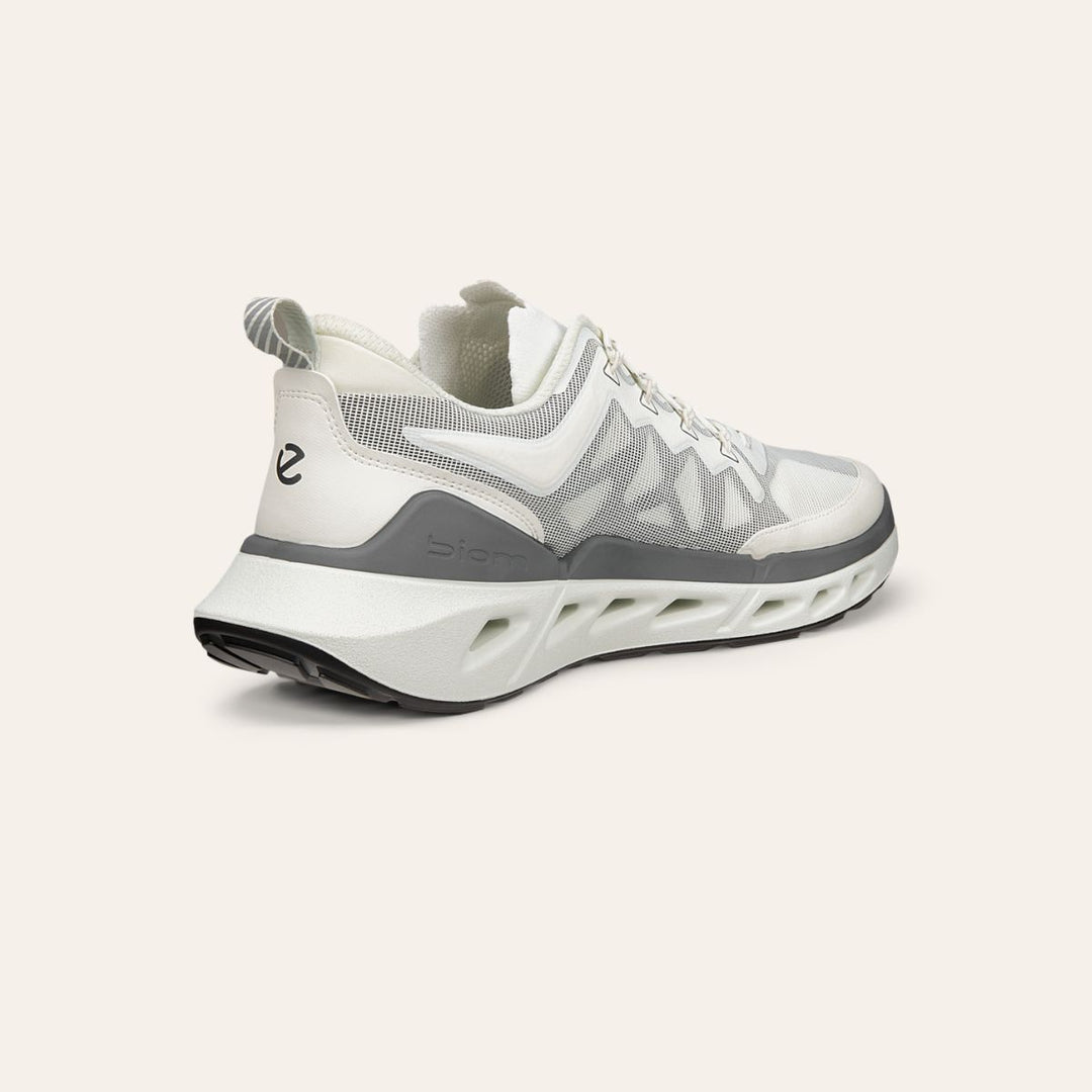 ECCO Biom 720 White M