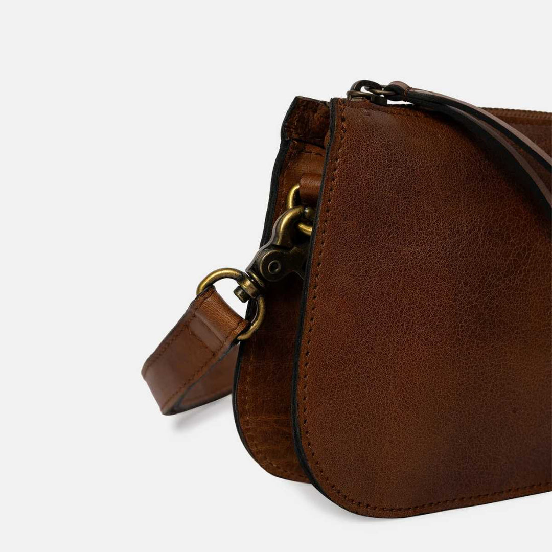 Dixie Myn Small Walnut