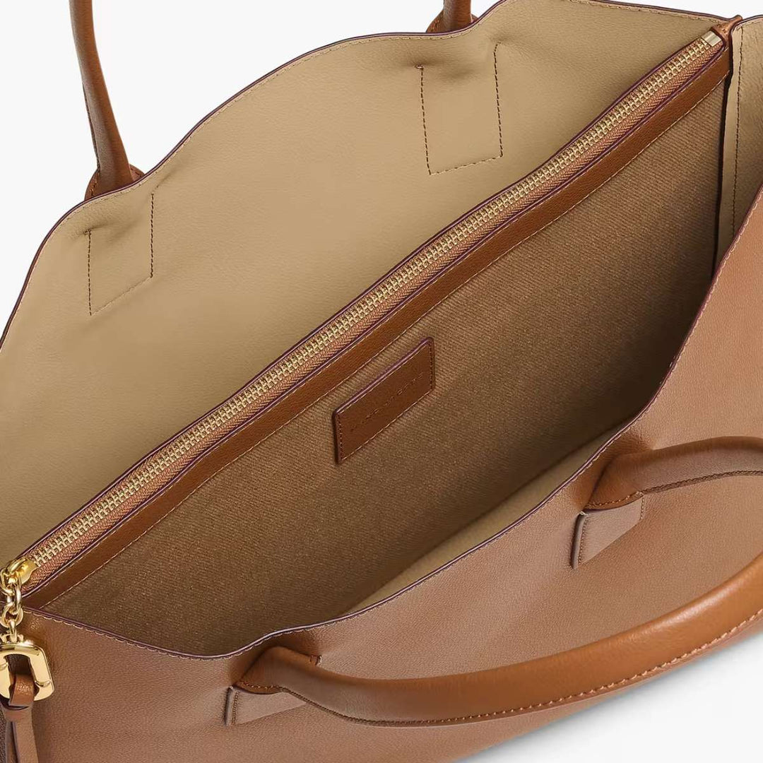 The Marc Jacobs The Work Tote Argan Oil