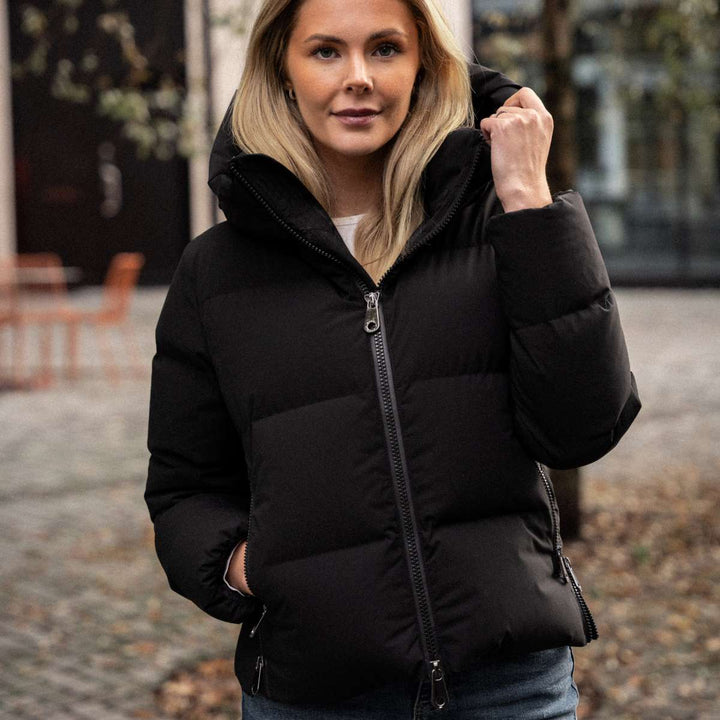 Monel Val Cenis Short Tech Black