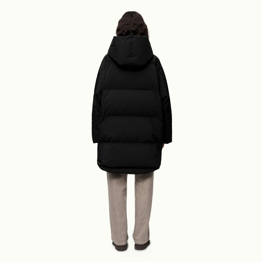 BLÆST Spitsbergen Down Coat Black