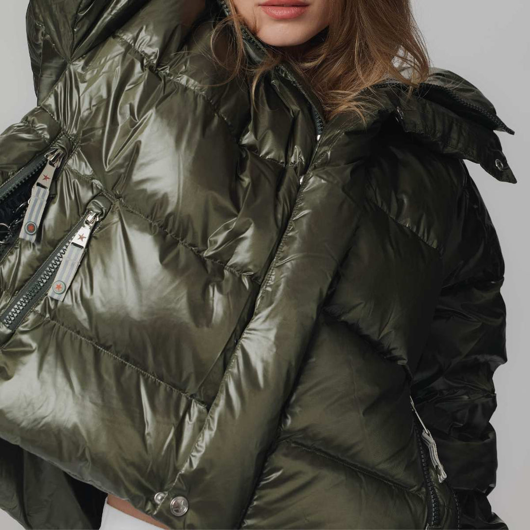 CAYA Ginny Short Racing Green W