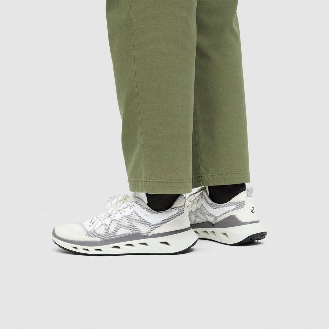 ECCO Biom 720 White M