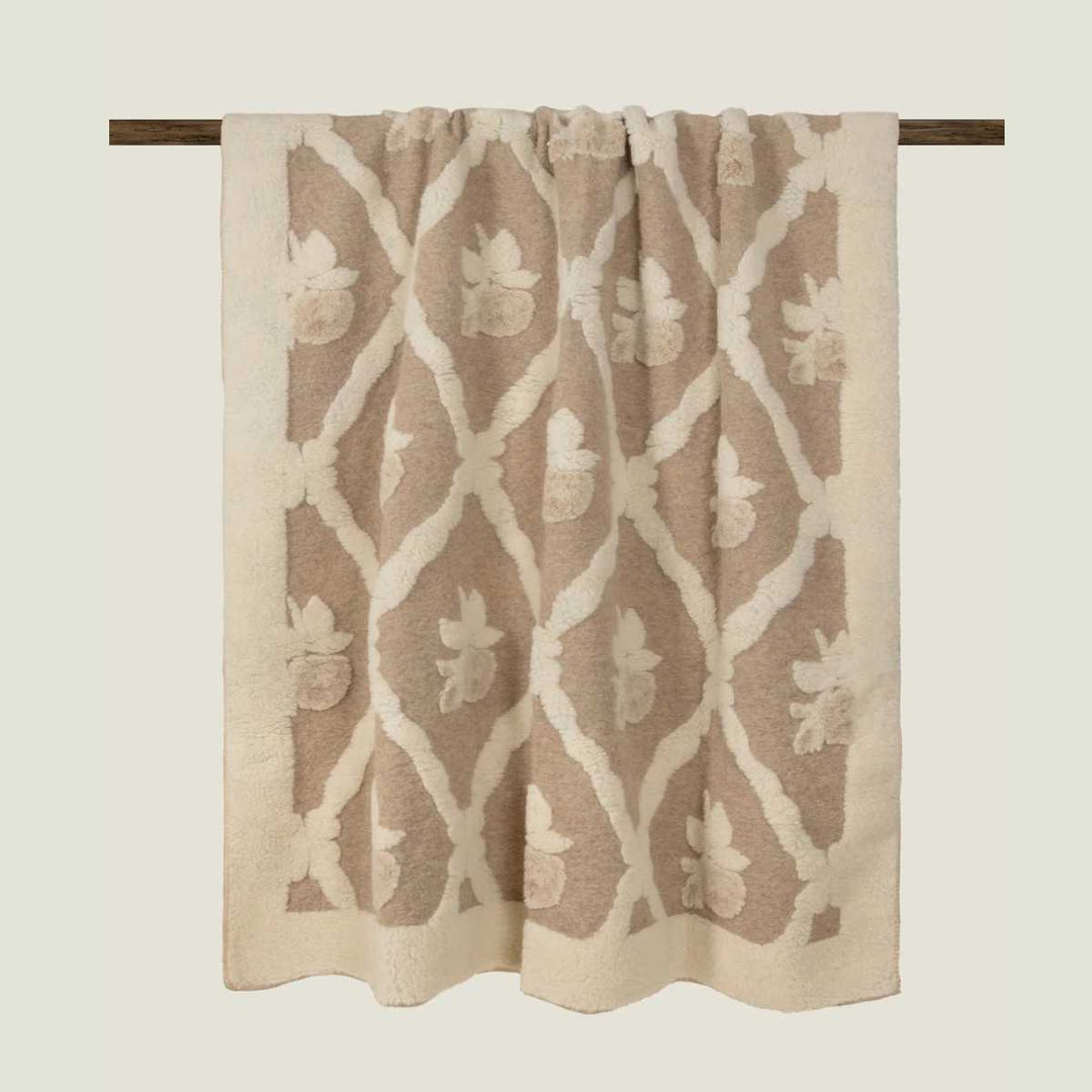 Frati Old Style Crema Boiled Wool 150x190cm