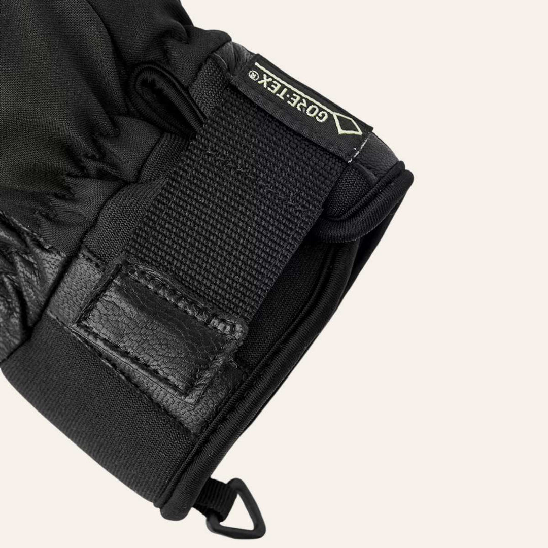 Hestra Alpine Short Gore-Tex Mitt Svart