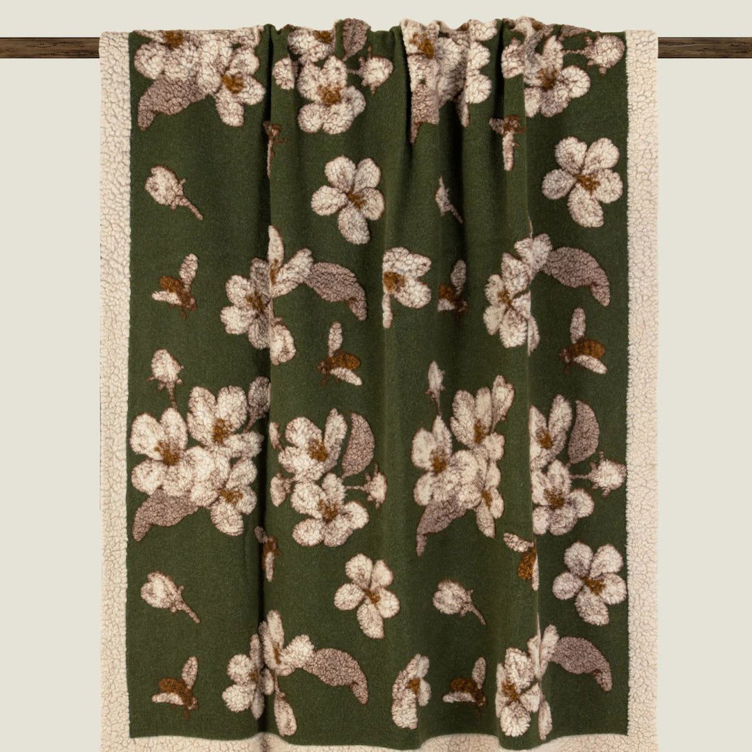 Frati Magnolia Green Boiled Wool 150x190cm – bilde 2