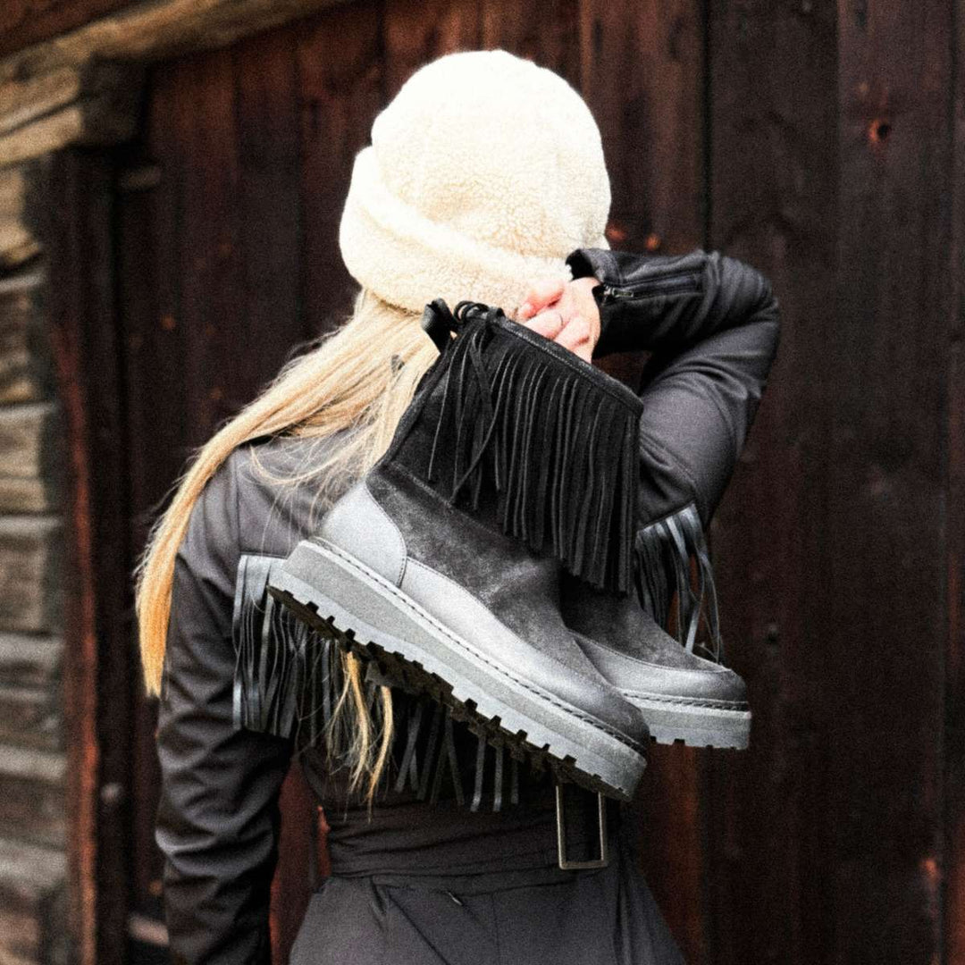 Mono Tag Boot Fringes Leather/Suede Black W