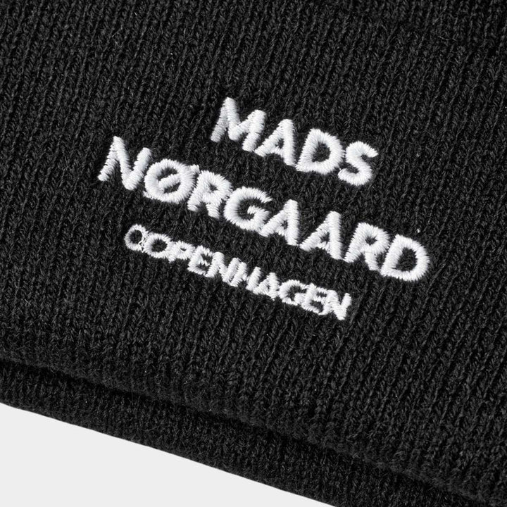 Mads Nørgaard Isak Logo Ambas Beanie Black