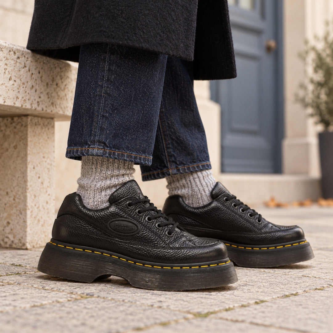 Dr. Martens Buzz 5-Eye Milled Nappa Black W