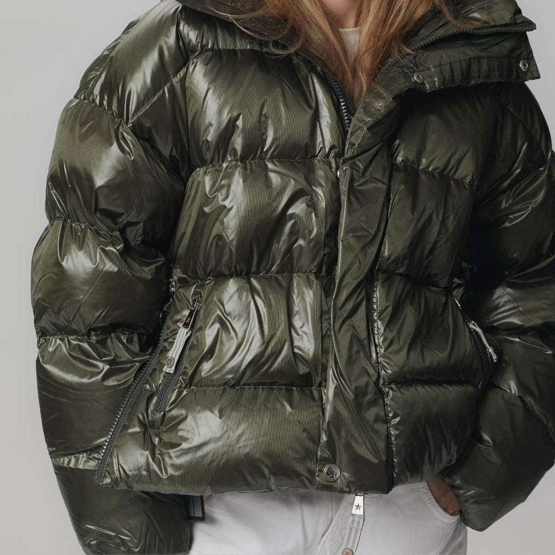 CAYA Ginny Short Racing Green W