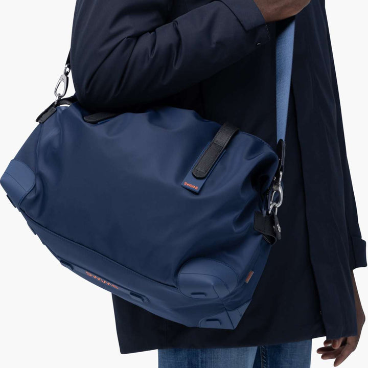 SWIMS 24H m/Skulderreim Holdall Navy