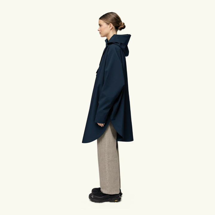 BLÆST Bergen Poncho Deep Sea