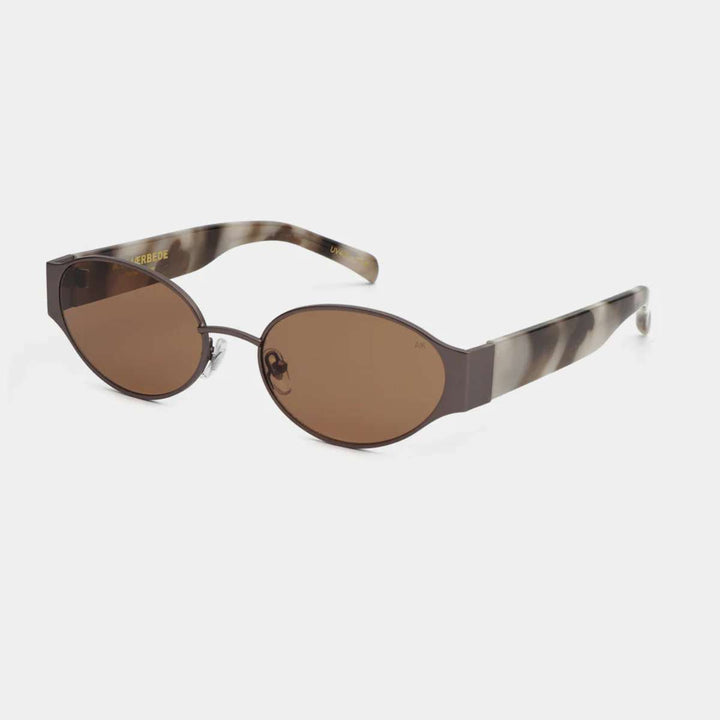 A. Kjærbede Bella Solbrille Matte Brown Cookie Dough