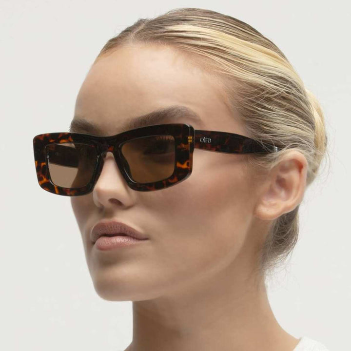 Otra Solbriller Marsha Tort/Brown