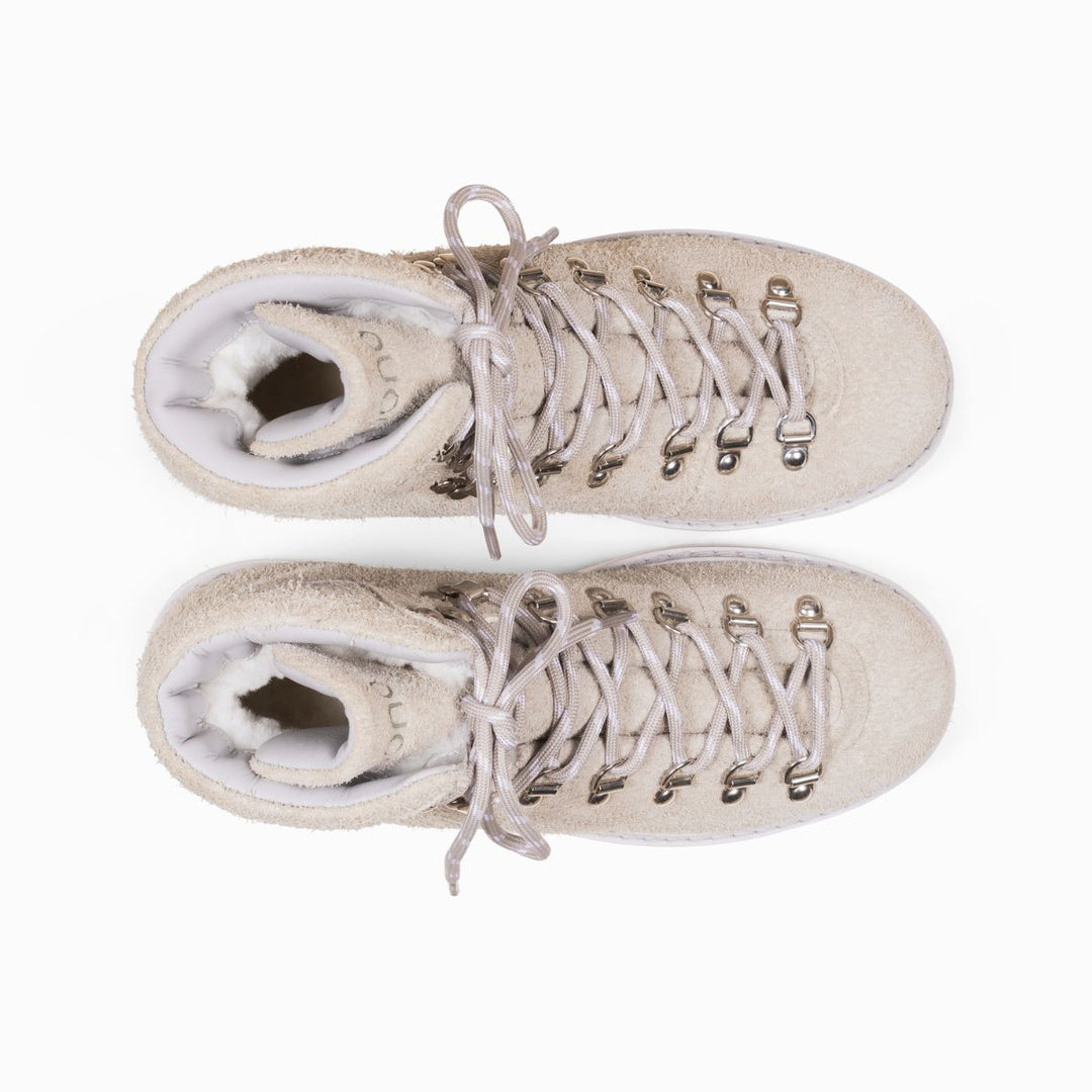 Mono Tag Hairy Suede Grey W