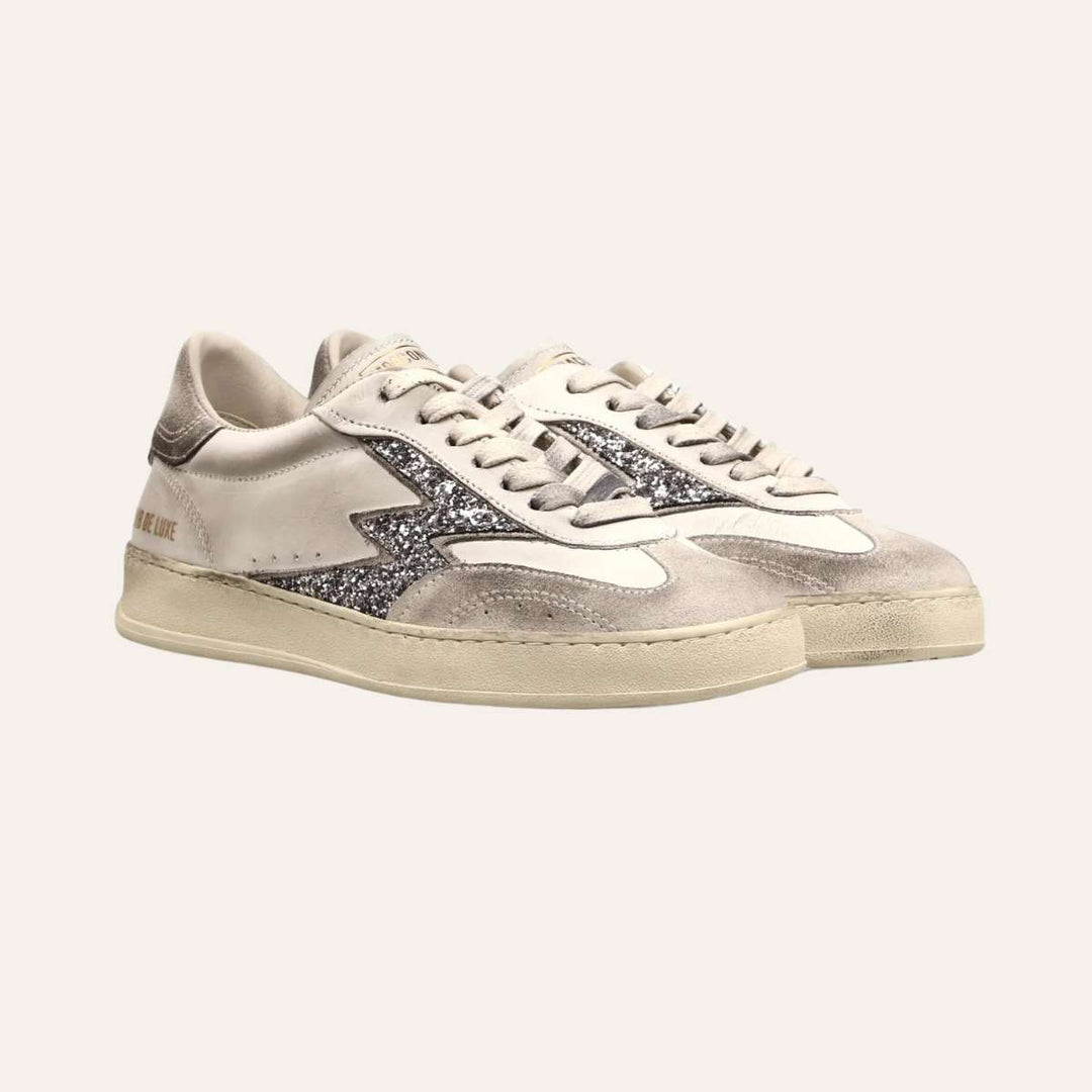 Moa Concept Silver Glitter Logo White Club Deluxe