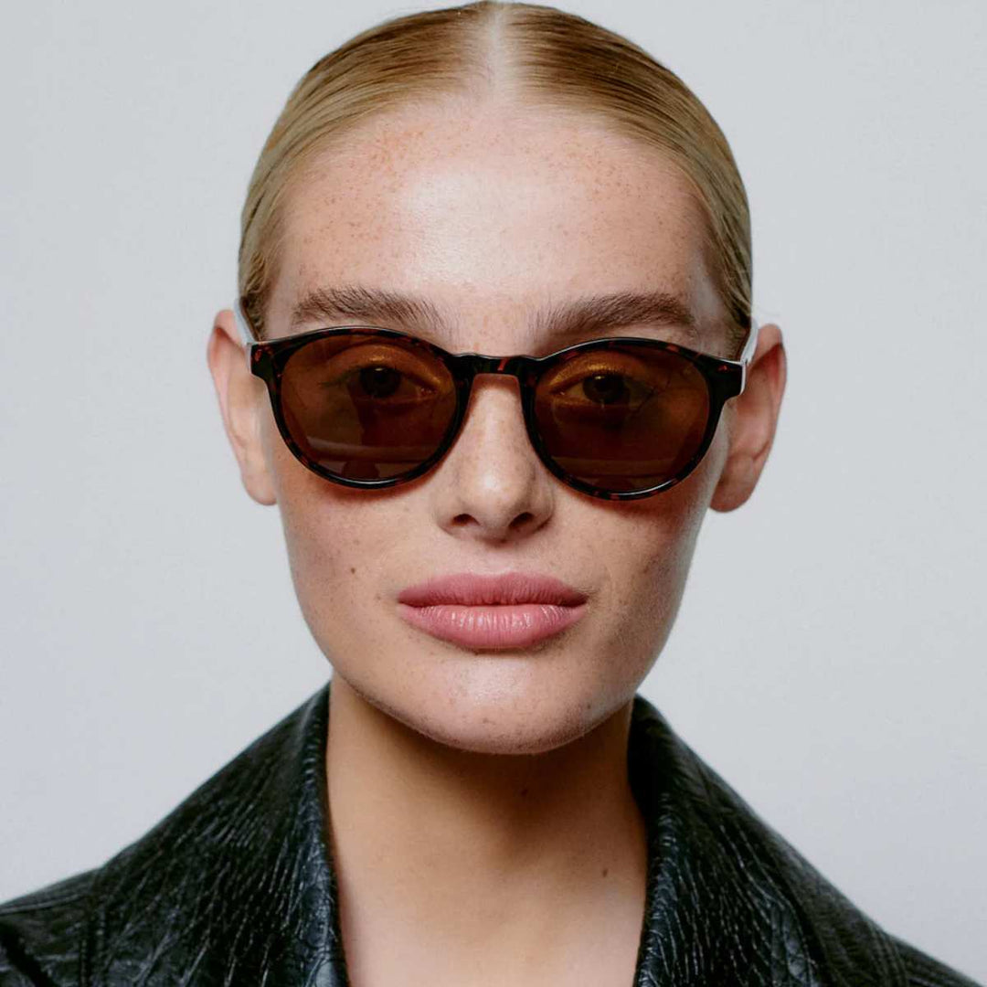 A. Kjærbede Marvin Solbrille Demi Tortoise