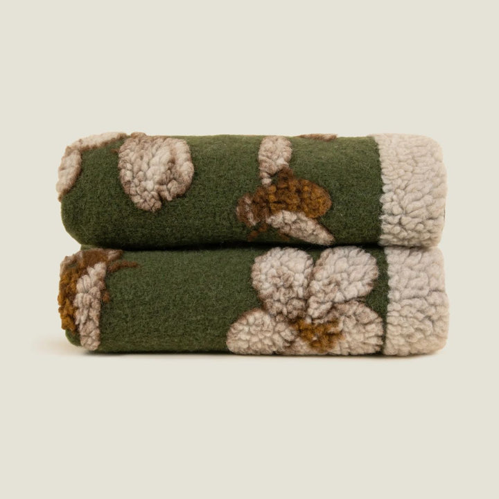 Frati Magnolia Green Boiled Wool 150x190cm