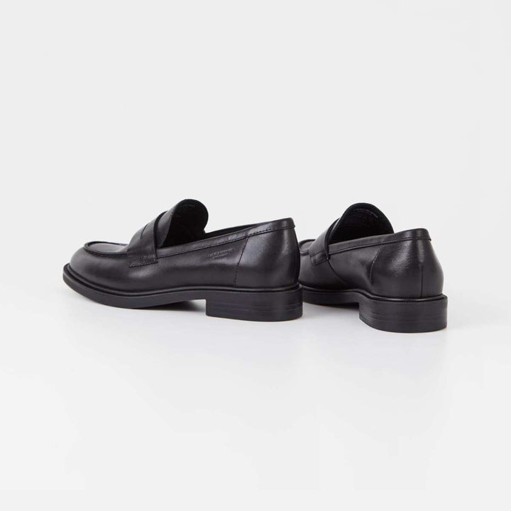 Vagabond Amina Loafers Black