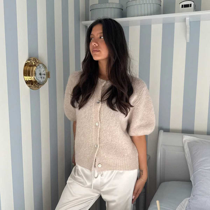 IdaIC Kortermet Cardigan Beige