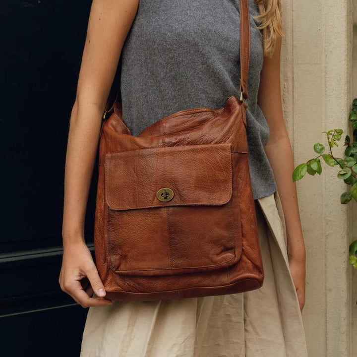 Redesigned by Dixie 1656 Walnut