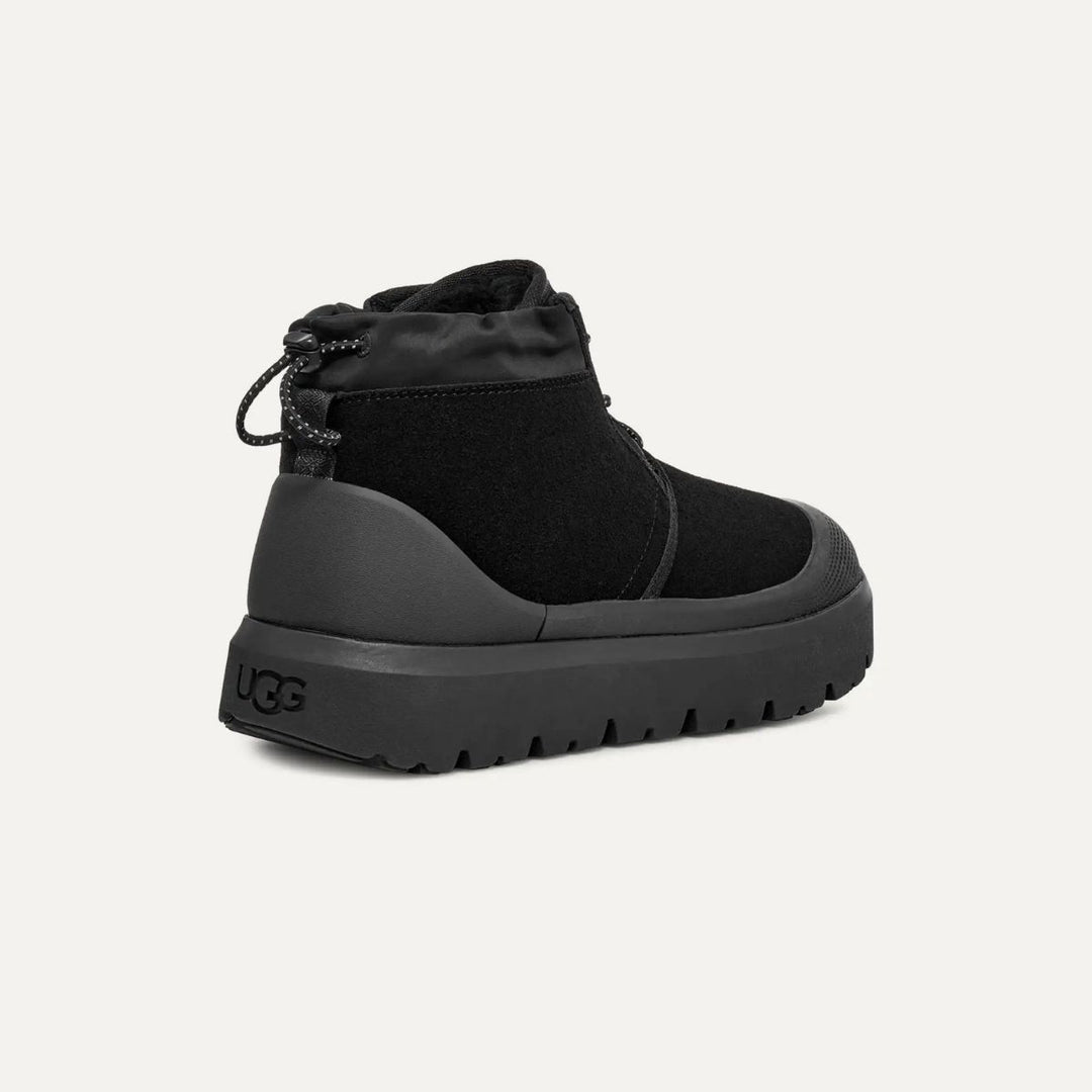 UGG Neumel Weather Hybrid Black / Black M